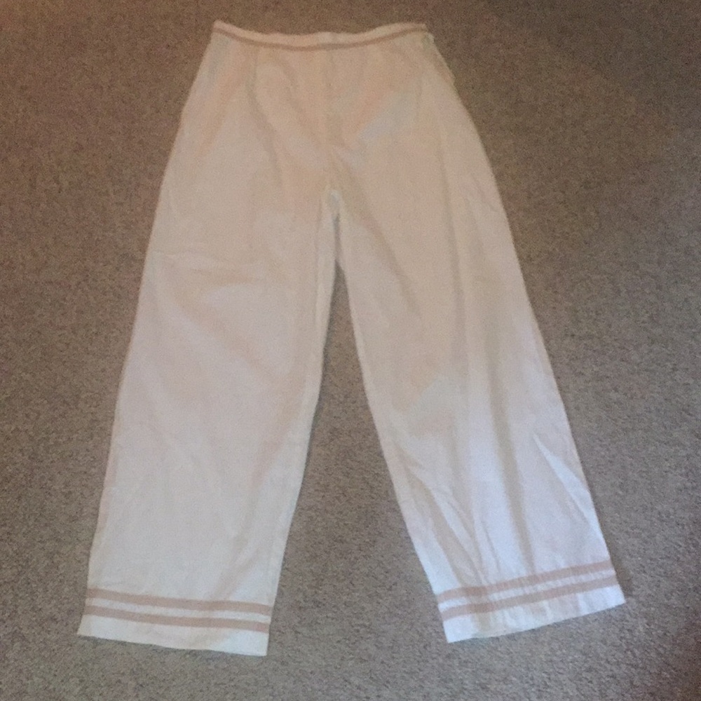 White capris